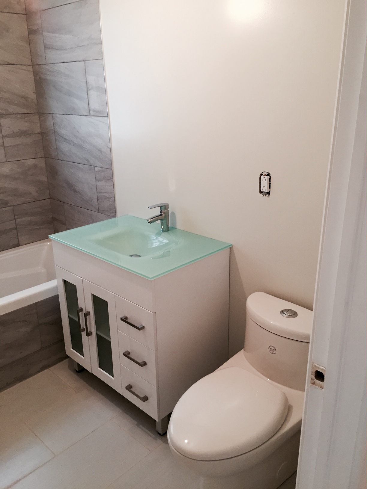 bathroom-toilet-faucet-plumber